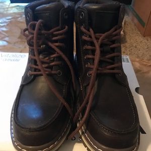SONOMA men's boot (Size:7.5)